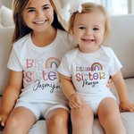 Gepersonaliseerd 100% Katoen Geborduurde Afdrukken Regenboog Unisex T-shirt en Onesie Set met Naam Bijpassende Set Verjaardagscadeau voor Nieuwe Moede