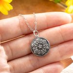 Collar Personalizado Girasol con Foto Caja Redonda Relicario Collar Navidad Cumpleaños Regalo para Mujer Amiga