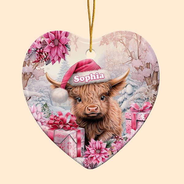 Gepersonaliseerd Roze Bloemen Hoogland Koe Hartvormig Keramisch Ornament Kerstdecor Verjaardag Kerstcadeau voor Familie Hoogland Koe Liefhebber