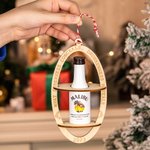 Ornement de Noël personnalisé avec phrase Date pour bouteille de vin 50ml Cadeau de Noël pour les hommes amateurs d'alcool.
