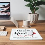 Personalisierte Lehre ist ein Werk des Herzens Mauspad mit Namen und Text Büro Dekoration Thanksgiving Geburtstag Geschenk für Lehrer