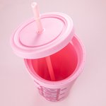 Gepersonaliseerde herbruikbare roze pop geïnspireerde 24oz Tumbler met deksel riet Holografische sticker naam beker verjaardagscadeau voor haar