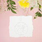 Tampon à Gaufrer de Livre Personnalisé avec Nom Thème Signe du Zodiaque et Fleur de Naissance Cadeau de Noël et d'Anniversaire pour Lecteur