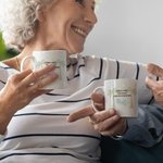 Spersonalizowany ceramiczny kubek z wiadomością o szczęśliwej emeryturze Urodzinowy prezent na emeryturę dla kolegi/koleżanki z rodziny