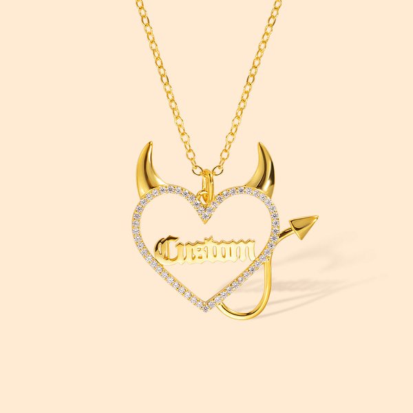 Personalizado Gothic Devil Heart Collar Colgante con Nombre Zircon Statement Jewelry Unique Birthday Gift for Her