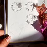 Personalizzato Exlibris nascita fiore libro goffratore mano tenuta timbro goffratura con nome regalo di compleanno per gli amanti del libro famiglia