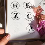 Personalizzato nome floreale iniziale timbro goffratore Ex Libris Busta libro goffratura etichetta Compleanno laurea regalo di apprezzamento per la famiglia amico
