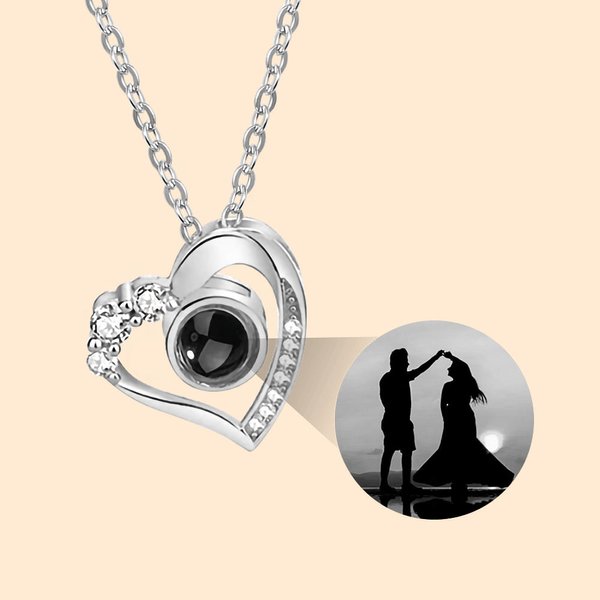 Collier Photo Projection Personnalisée Forme Coeur Micro Sculpté Cadeau Anniversaire Saint Valentin pour Femme