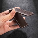 Fermasoldi magnetico in pelle personalizzato con iniziali incise e anno di anniversario, regalo di San Valentino per uomo