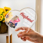 Personalizado You Lucky Bastard Placa de corazón de acrílico con nombres Decoración para el hogar Día de San Valentín Regalo de aniversario para la pa
