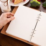 Personlig Binder Receptanteckningsbok Läderblommig dagbok med elastiskt band och papper Mors dag Födelsedagspresent till kvinna