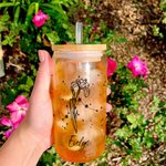 Gobelet en Verre Personnalisé avec Fleur de Naissance Zodiaque Nom Verre avec Couvecle et Paille Cadeau Anniversaire Fête des Mères pour Femme