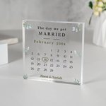 Gepersonaliseerde De Dag Van Het Huwelijk Kalender Acryl Vierkant Plak met de Namen van het Echtpaar Valentijnsdag Huwelijksgeschenk voor Echtpaar