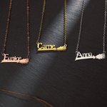 Collar Escoba Mago Personalizado con Nombre Regalo para Ella