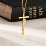 Personligt korshalsband med namn i sterlingsilver konfirmationspresent tjej guld silver roséguld unik gåva namnhalsband