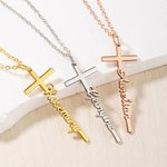 Personligt korshalsband med namn i sterlingsilver konfirmationspresent tjej guld silver roséguld unik gåva namnhalsband