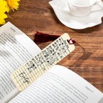Marque-page acrylique rétro personnalisé avec pompon et nom Cadeau d'anniversaire et de rentrée pour les amoureux des livres