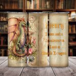 Libro Personalizado Dragón 20oz Skinny Vaso con Tapa Pajita Cepillo de Limpieza Nombre Taza de café Regalo de cumpleaños para el lector amante del dra