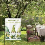 Bandiera da giardino personalizzata di benvenuto alla primavera con nome di piccolo gnomo Decorazione per il cortile del portico Regalo di benvenuto p