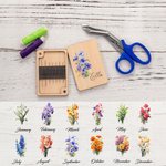 Personalisierte Aquarell Geburt Blume hölzerne Nadel Aufbewahrungsbox mit Magnet und eingravierten Namen Muttertag Geburtstag Geschenk für Näh-Enthusi