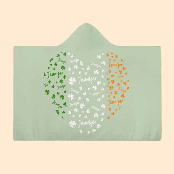 Personalisierte Kleeblatt Herz Kapuzendecke mit Namen irischen Thema tragbare Reise nach Hause Zubehör St. Patricks Day Geburtstagsgeschenk für Famili