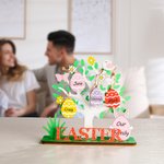 Panneau d'Arbre en Bois Personnalisé avec Nom ou Texte sur les Œufs Pâques Cadeau de Décoration pour Famille et Enfant