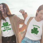 Personlig Lucky Shamrocks Multicolor T-shirt Sweatshirt med namn St. Patrick's Day Present till familj vän