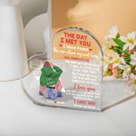 Personalized The Day I Met You Cozy Bed Design Heart Acrylic Plaque with Name and Characters Valentine's Day Anniversary Gift for Couple