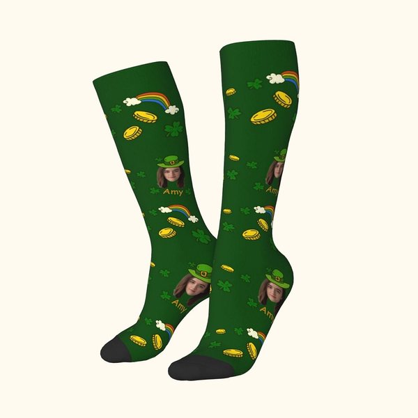 Personalisierte Lucky Shamrocks Gesicht Foto Crew Socken Kniestrümpfe mit Namen St. Patrick's Day Geschenk für Familie