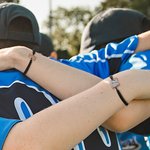 Personligt basebollarmband med flätat rep och graverat namn och nummer Födelsedagspresent för basebollspelare Sportälskare