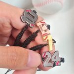 Personligt basebollarmband med flätat rep och graverat namn och nummer Födelsedagspresent för basebollspelare Sportälskare