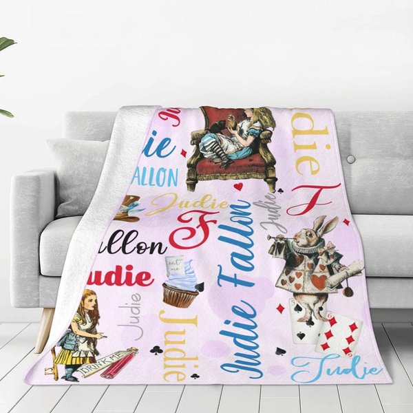 Coperta in morbido pile personalizzata Alice nel Paese delle Meraviglie con nome Regalo per lei