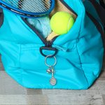 Gepersonaliseerde Tennis Racket en Bal Sleutelhanger met initiaal Bedel Verjaardagscadeau voor tennisser minnaar