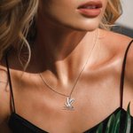 Collier Dragon Livre Personnalisé avec Prénom Gravé Cadeau Anniversaire pour Amoureux de Lecture