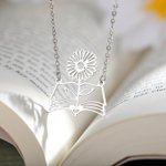 Collier de Livre Personnalisé avec Fleur de Naissance Cadeau d'Anniversaire pour l'Enseignant Amoureux des Livres
