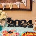 Gepersonaliseerde klasse van 2025 houten naambord afstuderen partij decor foto prop cadeau voor senior afgestudeerde