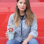 Personalisierte Dieser Mensch gehört zu 30oz Becher mit Tiernamen Geburtstag Geschenk für Hund Katze Haustier Liebhaber