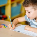 Boîte de 12 crayons HB personnalisés avec nom et éléments mignons Cadeau de rentrée scolaire pour enfants