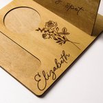 Regalo de Cumpleaños para los amantes de la Lectura Personalizado y Grabado Flor de Nacimiento Soporte de Madera para Libros Juego de Marcapáginas con