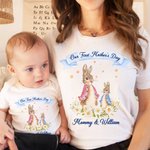 Personlig vår första mors dag Peter Rabbit Bunny Floral Baby Onesie med namn Mors dag Baby Shower Present till nyfödd baby