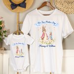 Personlig vår första mors dag Peter Rabbit Bunny Floral Baby Onesie med namn Mors dag Baby Shower Present till nyfödd baby