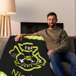 Gepersonaliseerde Brandweerman Deken met Naam en Dunne Gele Lijn Zachte Fleece Home Decoratie Verjaardagscadeau voor Brandweermannen