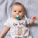 Maglietta personalizzata con design a volpe in cotone al 100% e tutina per neonato abbinata: il nostro primo regalo per la festa della mamma per il neonato e la mamma.