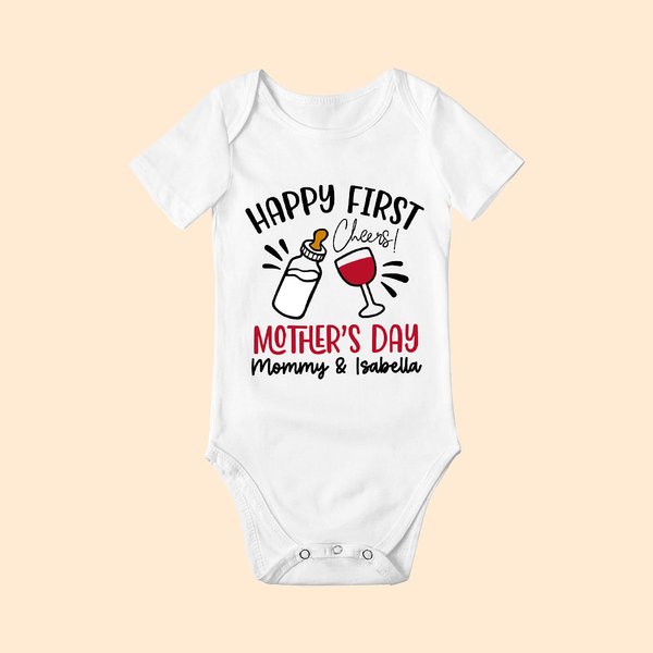 Personlig Cheers Happy First Mors dag 100% bomull Baby Onesie med namn Mors dag present till mamma baby
