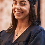 Gepersonaliseerde Graduation Cap Hart Geboortesteen ketting met gegraveerde naam Afstuderen Gift voor afgestudeerden