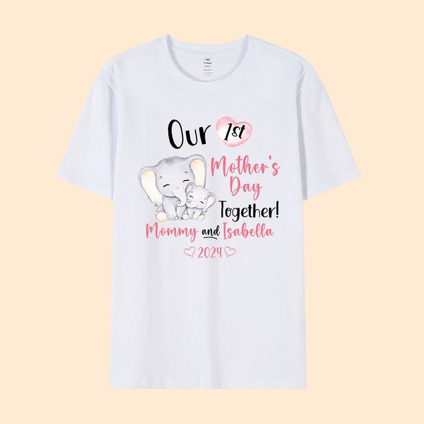 T-Shirt ou Onesie Bébé Personnalisé avec Nom Thème Our First Mother's Day Together Cadeau Fête pour Nouvelle Maman Bébé