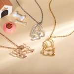 Collier de silhouette de chien personnalisé avec nom anniversaire pour les amoureux des animaux de compagnie