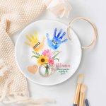 Piatto portagioie in ceramica con impronte floreali personalizzate con 1-8 nomi Regalo di compleanno per la festa della mamma