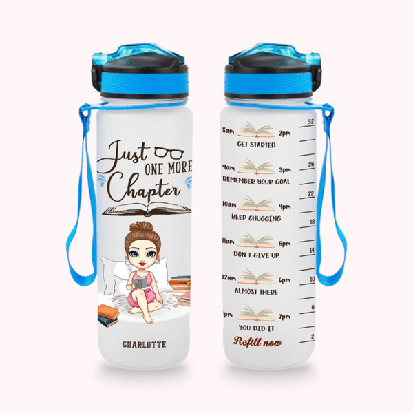 Gepersonaliseerde Just A Girl Who Loves Books 32oz Water Tracker Bottle met Schaalverdeling Verjaardagscadeau voor boekenliefhebbers