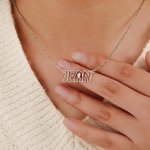 Personligt namnhalsband med ihåligt teckensnitt och kontur Bokstavshänge Smycken Alla hjärtans dag Födelsedagspresent till henne